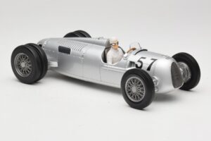Auto Union Type C #57 H. Stuck Winner Shelsley Walsh Hill Climb 1936 Minichamps 1:18 155361057 Метал — снимка 4 от 6