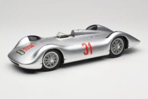 Auto Union Typ C Stromlinie #31 B. Rosemeyer 1937 Сребрист Revell 1:18 Auto Union Typ C Stromlinie #31 B. Rosemeyer 1937 Сребрист Revell 1:18 08436 Метал