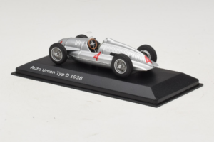 Auto Union Typ D #4 Сребрист Minichamps 1:43 5030900703-R1 Метал — снимка 3 от 4