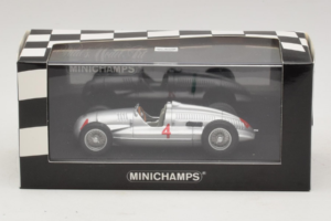 Auto Union Typ D #4 Сребрист Minichamps 1:43 5030900703-R1 Метал — снимка 4 от 4