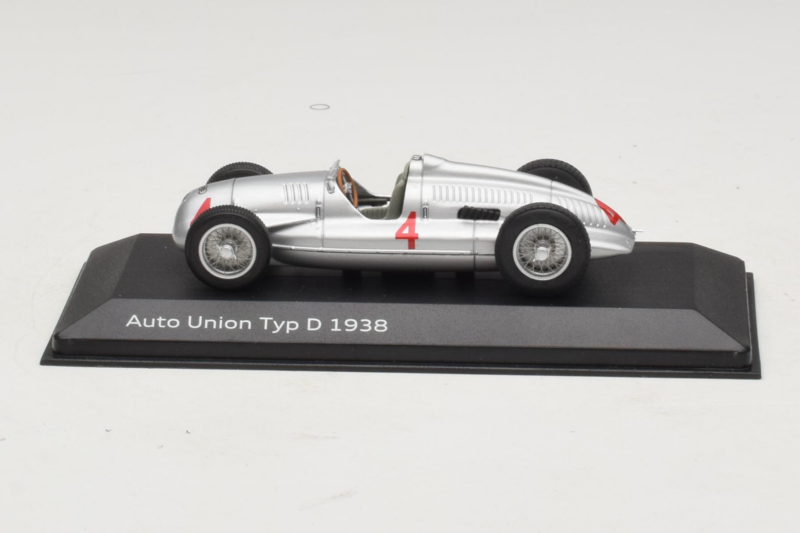 Auto Union Typ D #4 Сребрист Minichamps 1:43 Auto Union Typ D #4 Сребрист Minichamps 1:43 5030900703-R1 Метал