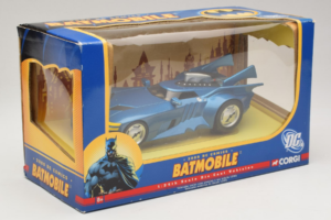 Batmobile DC Comics Corgi 1:24 77511 Метал — снимка 2 от 3