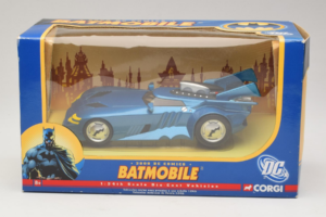 Batmobile DC Comics Corgi 1:24 77511 Метал