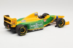 Benetton Ford B193B #5 R. Patrese 3rd Place British GP 1993 Minichamps 1:18 110930906 Метал — снимка 2 от 6