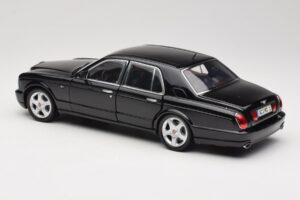 Bentley Arnage R Черен Minichamps 1:18 100139071 Метал — снимка 7 от 8