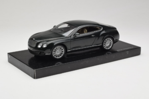 Bentley Continental GT British Racing Green Minichamps 1:18 BL570 Метал — снимка 3 от 8