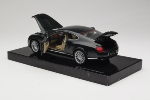 Bentley Continental GT British Racing Green Minichamps 1:18 BL570 Метал — снимка 5 от 8