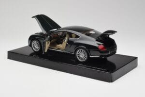 Bentley Continental GT Cumbrian Зелен Minichamps 1:18 103139623 Метал — снимка 5 от 8