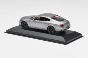 Bentley Continental GT Сив С Черни Джанти Minichamps 1:43 BENTLEY001 Метал — снимка 3 от 4