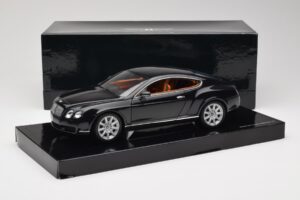 Bentley Continental GT Midnight Emerald Minichamps 1:18 BL389 Метал — снимка 8 от 8