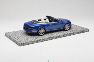 Bentley Continental GT Speed Кабриолет Син Minichamps 1:18 107139331 Метал — снимка 2 от 6