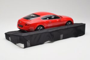 Bentley Continental GT St. James Red Minichamps 1:18 100139922 Метал — снимка 3 от 8