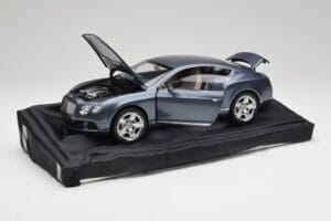 Bentley Continental GT Thunder Сив Minichamps 1:18 BL835 — снимка 2 от 8