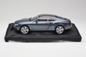 Bentley Continental GT Thunder Сив Minichamps 1:18 BL835 — снимка 4 от 8