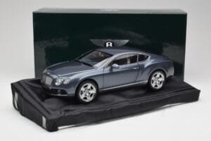 Bentley Continental GT Thunder Сив Minichamps 1:18 BL835 — снимка 8 от 8