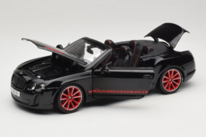 Bentley Continental Supersports ISR Кабриолет Черен С Червени Джанти Bburago 1:18 18-11035 Метал — снимка 2 от 8