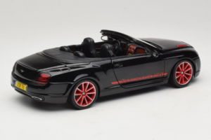 Bentley Continental Supersports ISR Кабриолет Черен С Червени Джанти Bburago 1:18 18-11035 Метал — снимка 3 от 8