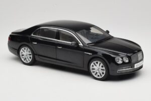 Bentley Flying Spur W12 Onyx Black Kyosho 1:18 08891NX Метал — снимка 6 от 8
