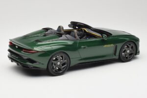 Bentley Mulliner Bacalar Scarab Green TopSpeed 1:18 TS0448 Смола — снимка 2 от 6