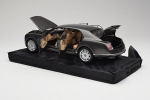 Bentley Mulsanne Brodgar Metallic Minichamps 1:18 BL843 Метал — снимка 5 от 8