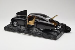 Bentley R-Type Continental Black Metallic Minichamps 1:18 100139420 Метал — снимка 5 от 8
