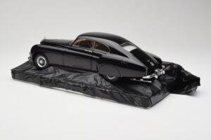 Bentley R-Type Continental Black Metallic Minichamps 1:18 100139420 Метал — снимка 7 от 8