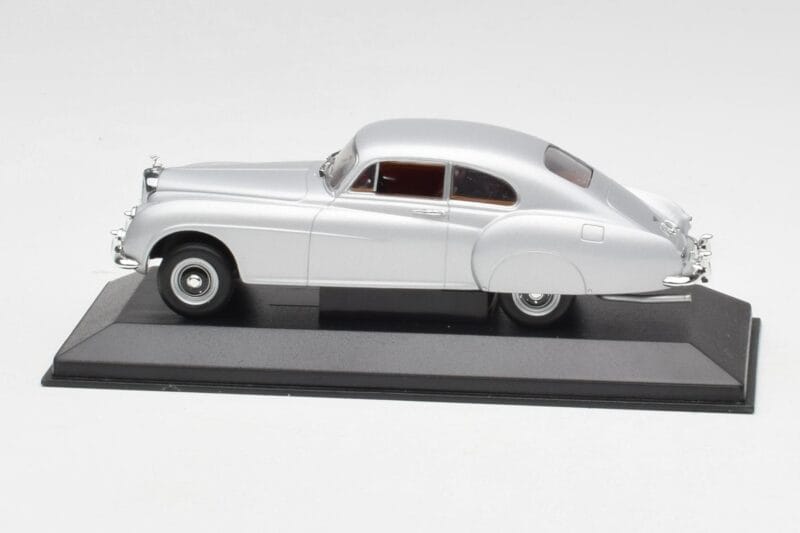 Bentley R-Type Continental Сребрист Minichamps 1:43 436139421 Метал