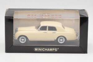 Bentley S2 Червен Minichamps 1:43 436139951 Метал — снимка 4 от 4