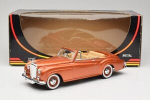 Bentley Type S2 Mulliner Кабриолет Tudor Оранжев Металик Solido 1:18 8007 Метал — снимка 8 от 8