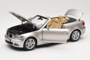 BMW 1 Series E88 Кабриолет Mineral Silver Metallic Kyosho 1:18 80430427020 Метал — снимка 2 от 8