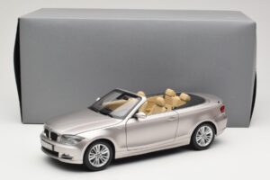 BMW 1 Series E88 Кабриолет Mineral Silver Metallic Kyosho 1:18 80430427020 Метал — снимка 8 от 8
