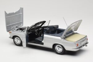 BMW 1600 Кабриолет Сребрист Minichamps 1:18 80430145819 Метал — снимка 5 от 8