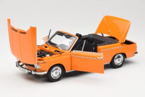 BMW 1600 E10 Кабриолет Оранжев Minichamps 1:18 100021030 Метал — снимка 2 от 8