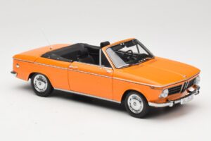 BMW 1600 E10 Кабриолет Оранжев Minichamps 1:18 100021030 Метал — снимка 6 от 8