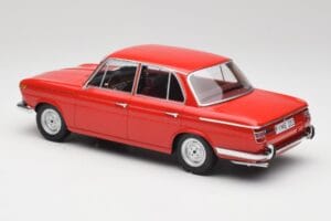 BMW 1800 Ti Кармин Червен Minichamps 1:18 107024001 Метал — снимка 5 от 6