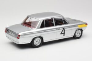 BMW 1800 TiSA #4 J. Ickx / J. van Ophem 24 Hours of Spa 1965 Winners Minichamps 1:18 107652504 Смола — снимка 2 от 6