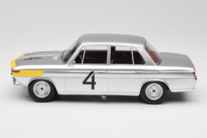 BMW 1800 TiSA #4 J. Ickx / J. van Ophem 24 Hours of Spa 1965 Winners Minichamps 1:18 107652504 Смола — снимка 3 от 6