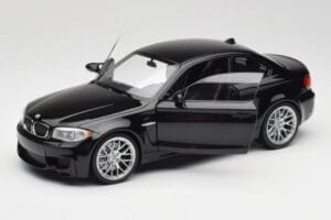 BMW 1M Coupe E82 Black Metallic Minichamps 1:18 110020021 Метал — снимка 2 от 8