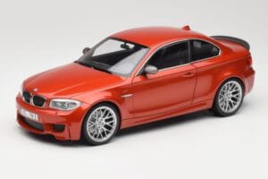 BMW 1M Coupe E82 Sakhir Orange Metallic Minichamps 1:18 110020020 Метал