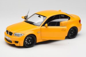 BMW 1M Coupe E82 Жълт Minichamps 1:18 110020026 Метал — снимка 2 от 8
