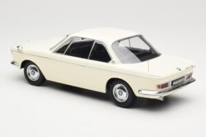 BMW 2000 CS Coupe Кремав KK-Scale 1:18 KKDC180121 Метал — снимка 5 от 6