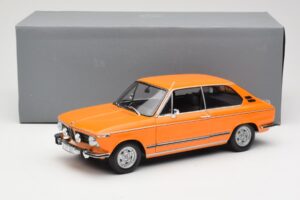 BMW 2000 Tii Touring Оранжев Minichamps 1:18 80430145824 Метал — снимка 8 от 8