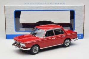 BMW 2000 121 Червен MCG 1:18 MCG18543 Метал — снимка 6 от 6