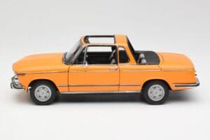 BMW 2002 E10 Кабриолет Colorado Оранжев AUTOart 1:18 80430300713 Метал — снимка 4 от 8