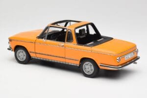 BMW 2002 E10 Кабриолет Colorado Оранжев AUTOart 1:18 80430300713 Метал — снимка 7 от 8