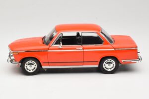 BMW 2002 E10 ti Оранжев Anson 1:18 30386 Метал — снимка 4 от 8