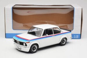 BMW 2002 E10 Turbo Бял MCG 1:18 MCG18408R Метал — снимка 6 от 6