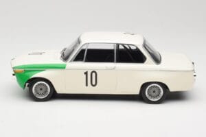 BMW 2002 Tii E10 #10 H. Hahne / D. Quester Winners Nurburgring 1968 Minichamps 1:18 155682710 Метал — снимка 3 от 6