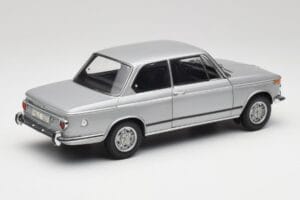 BMW 2002 Tii Polaris Сребрист AUTOart 1:18 80430146517 Метал — снимка 3 от 8