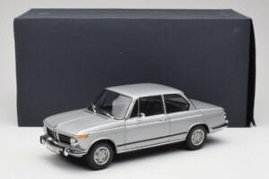 BMW 2002 Tii Polaris Сребрист AUTOart 1:18 80430146517 Метал — снимка 8 от 8